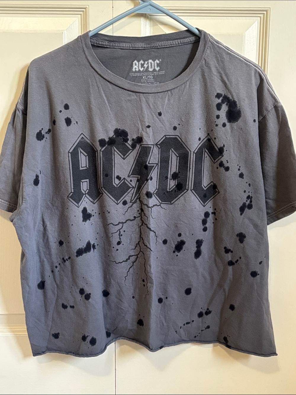 AC/DC Gray Graphic Tee with Black Splatter